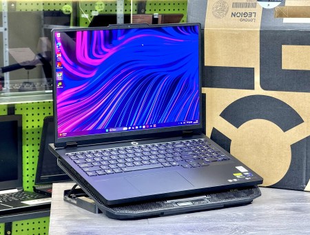 Lenovo Legion Pro 5 16IAX10